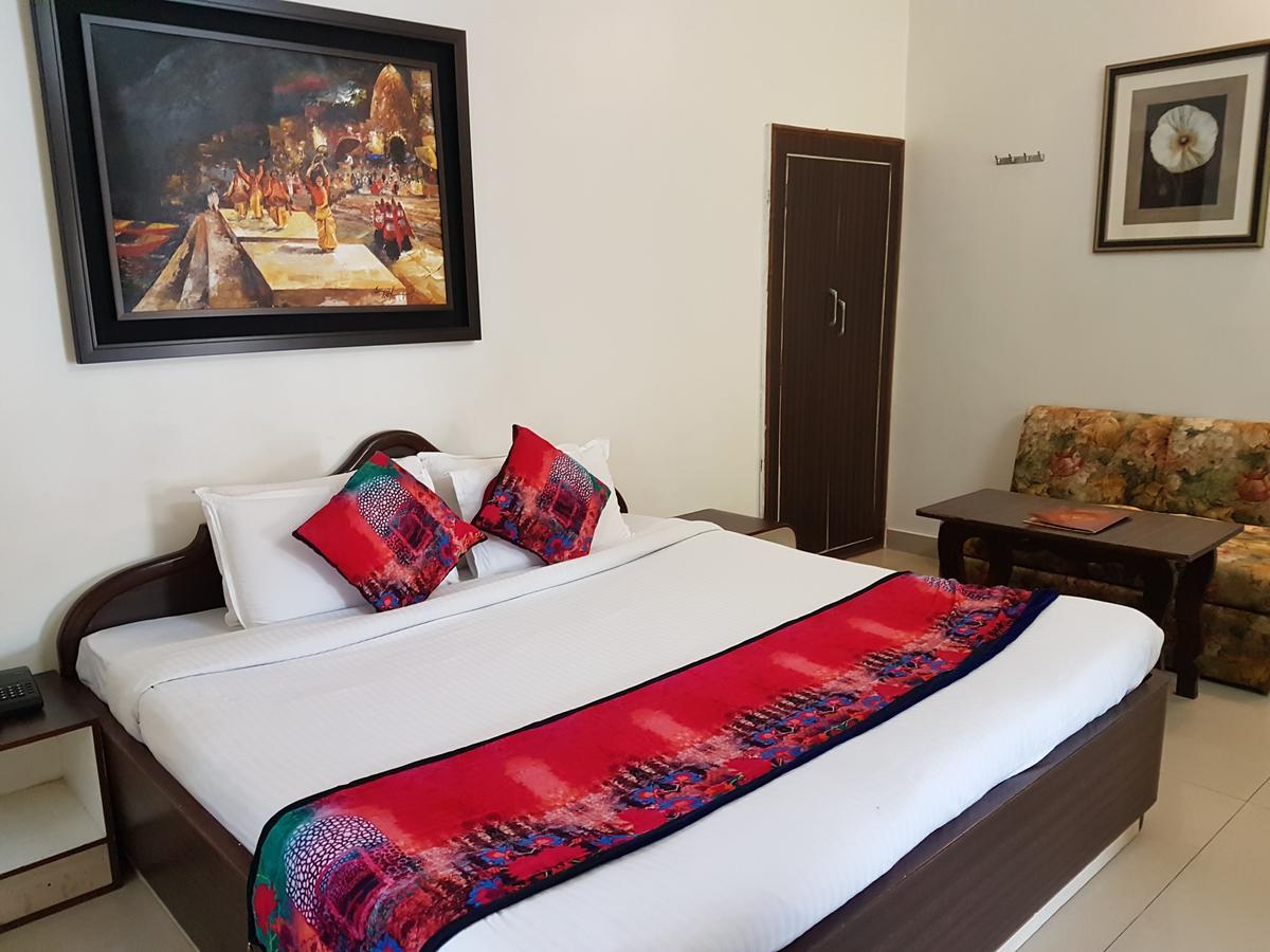 Hotel Karnavati Mount Abu Eksteriør bilde